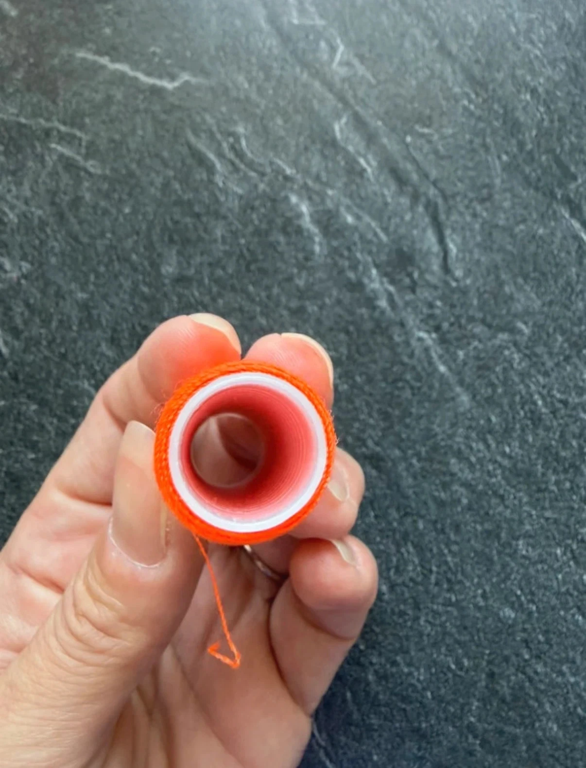 Hilo para coser naranja – photo 3